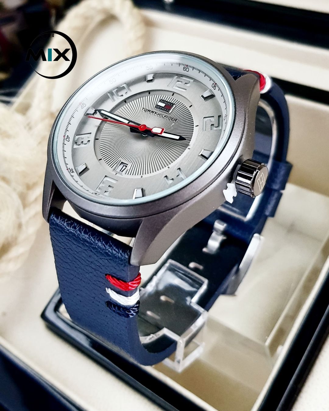 RELOJ TOMMY CUERO FUSE