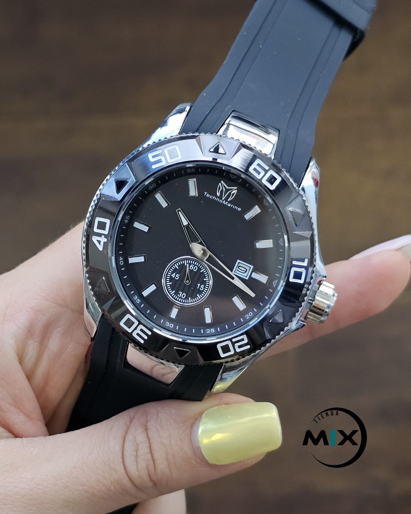 RELOJ TECHNOMARINE GOMA